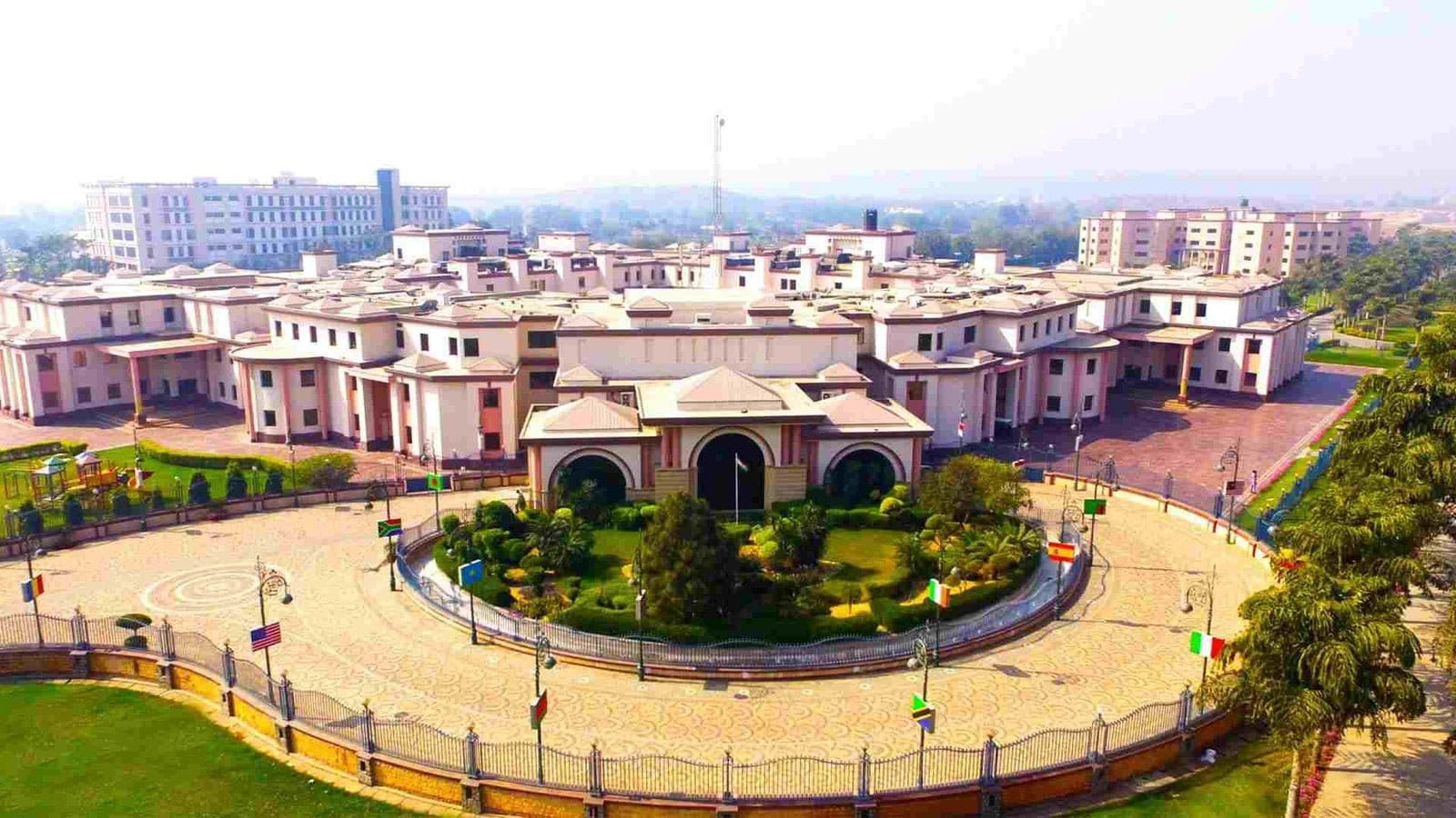 GD Goenka University