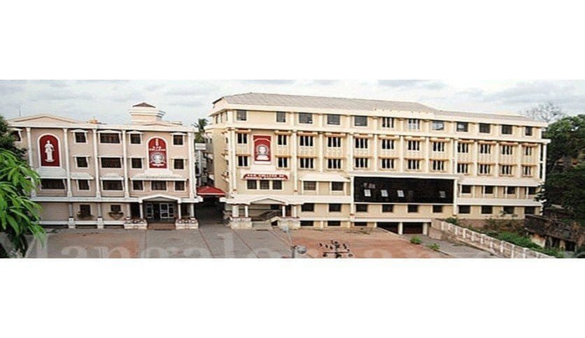SDM Law College